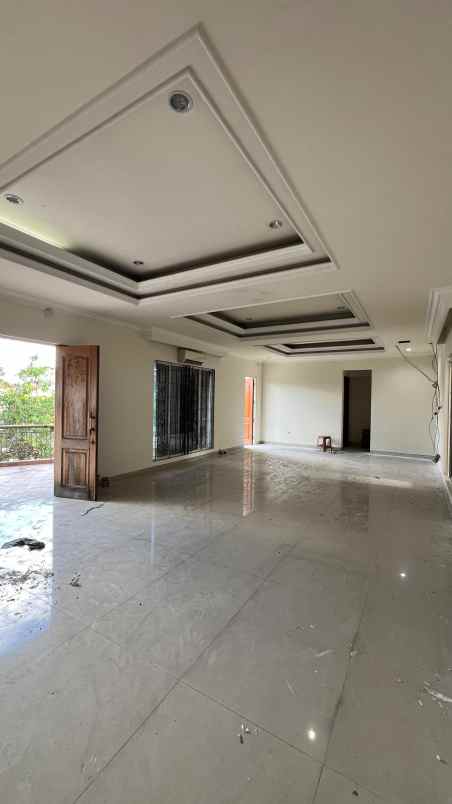 disewakan rumah komersial teuku umar dekat raya darmo