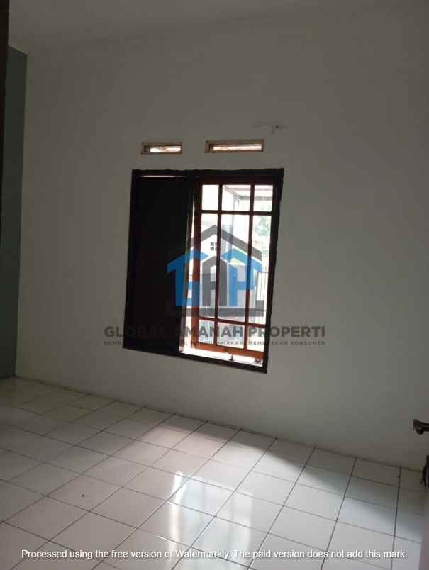 disewakan rumah komplek sariwangi