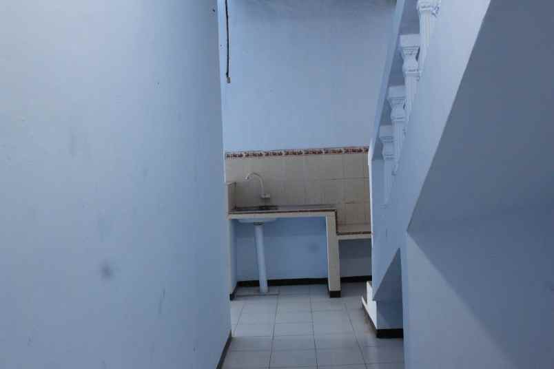 disewakan rumah perumahan brawijaya kel