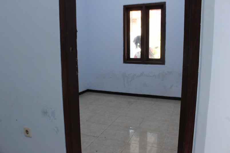 disewakan rumah perumahan brawijaya kel