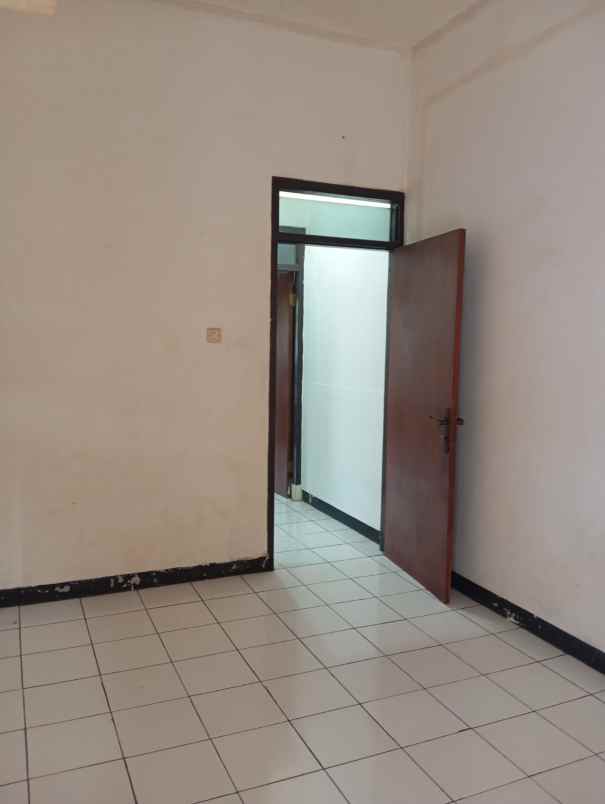 disewakan rumah sariwangi