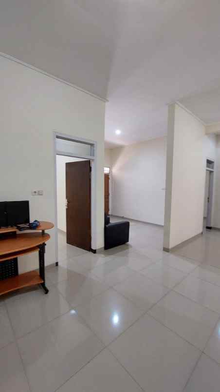 disewakan rumah wisma mukti klampis semolo