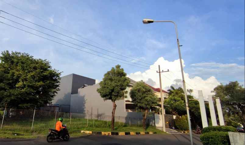 disewakan tanah jalan raya lembah harapan