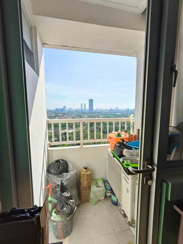 harga bersahabat apartemen educity stanford siap huni