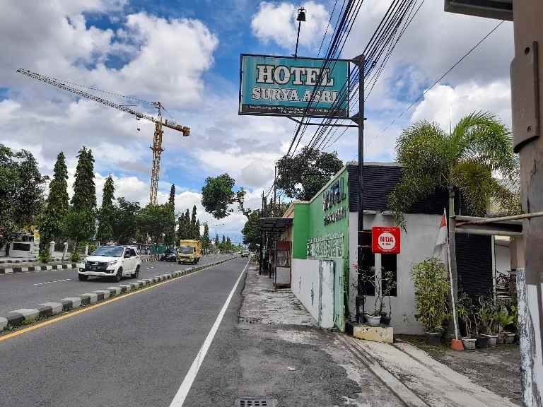 hotel melati di tepi jl ringroad utara yogyakarta