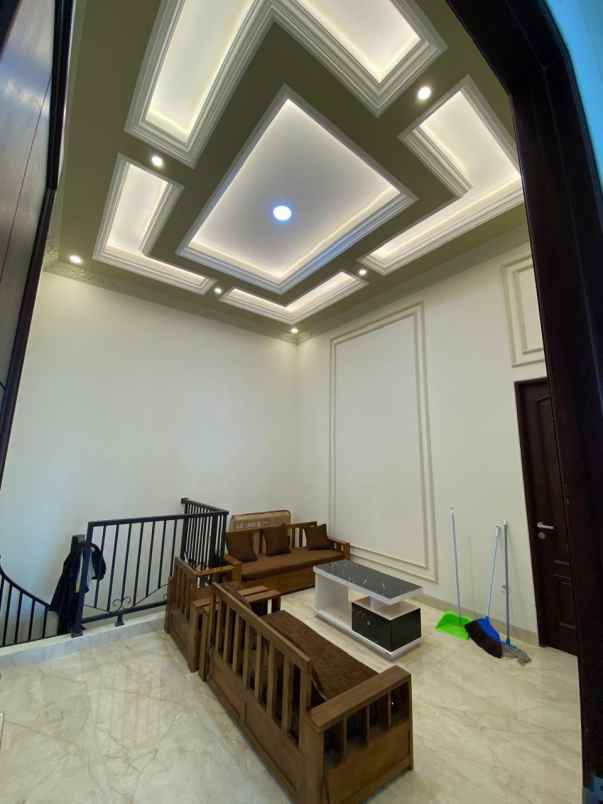 jual cepat rumah mewah di grand depok city