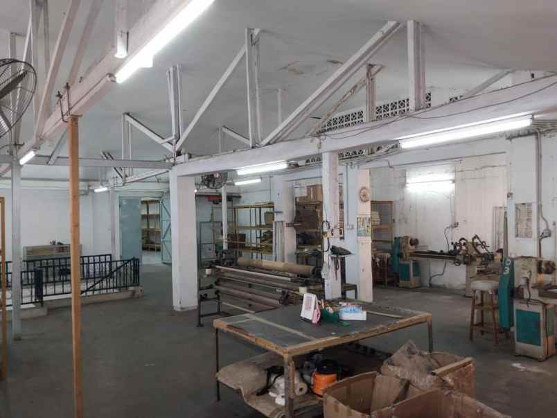 jual gudang kantor kerajinan jak bar