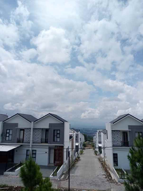 jual rumah dekat stasiun kcic