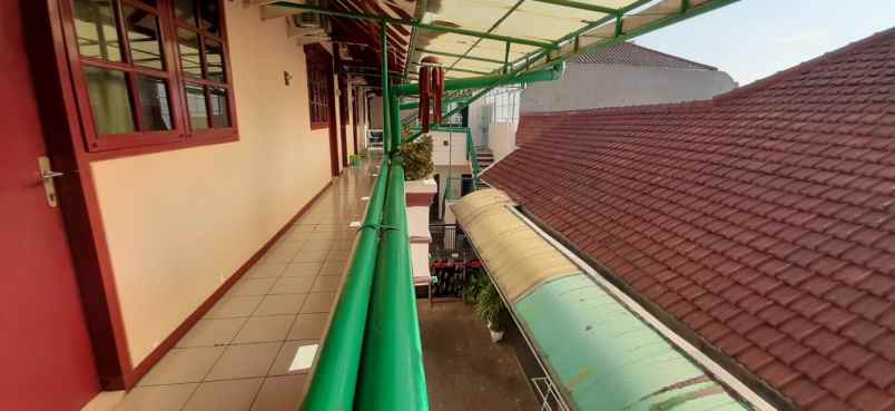 jual rumah jl prapen indah surabaya