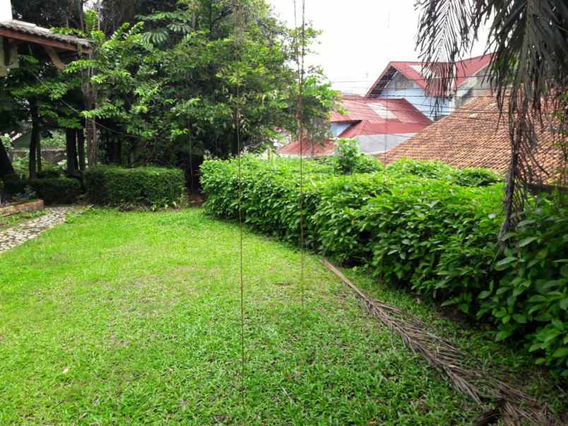 jual rumah melalui lelang luas 2500 meter