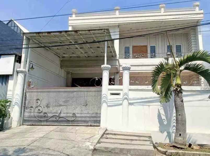 jual rumah mewah bagus shm di manyarrejo kota surabaya