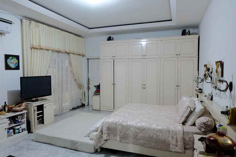 jual rumah mewah di pondok indah pondok pinang