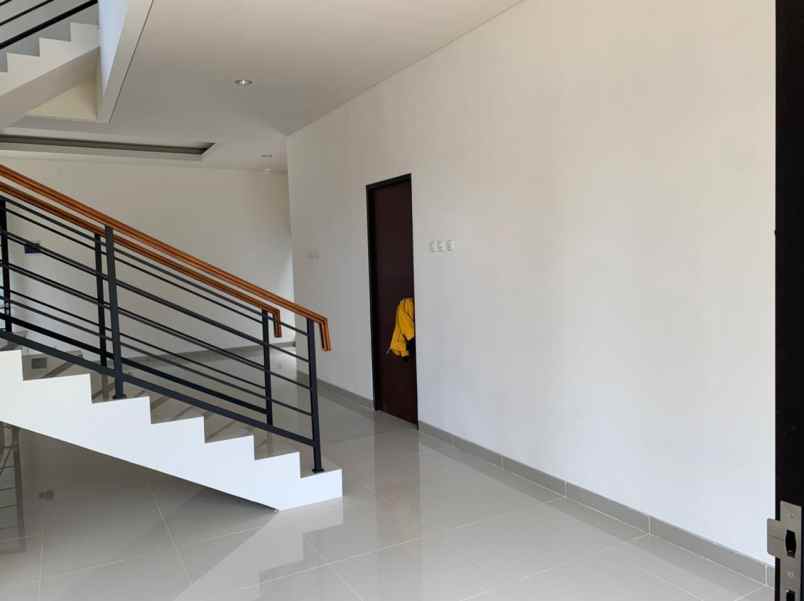 jual rumah muarah di bsb semarang