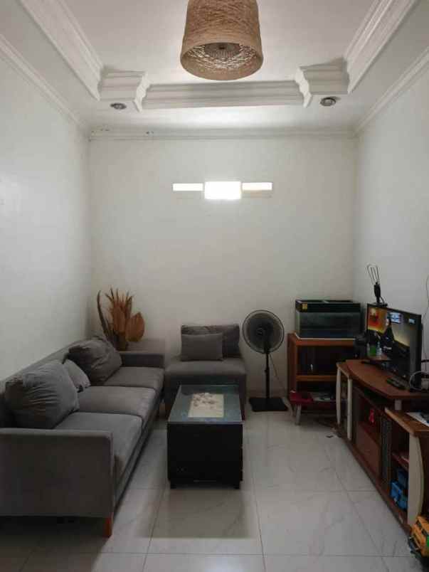 jual rumah mungil mini clsuter ciledug