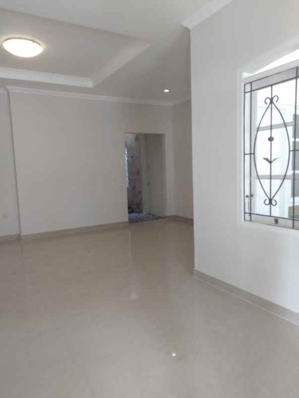 jual rumah siap huni kota wisata cibubur