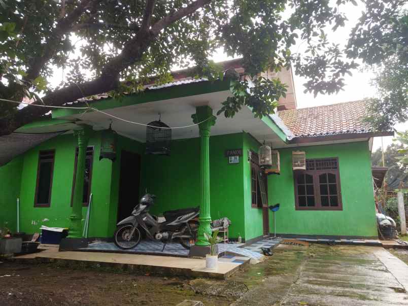 jual rumah strategis dan lahan masih luas