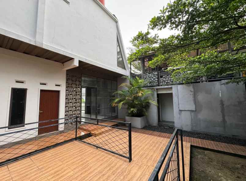 jual tempat usaha cocok untuk cate di raya