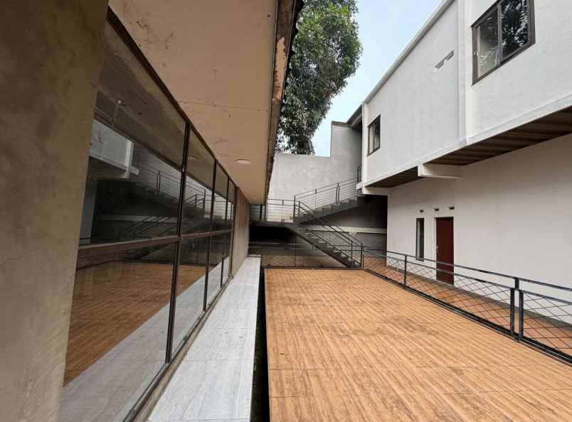 jual tempat usaha cocok untuk cate di raya