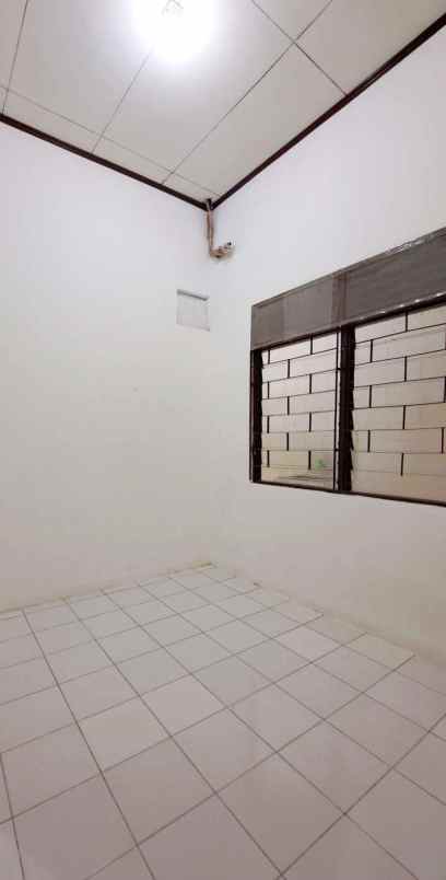 komplek walikota 1 lt uf agsahala