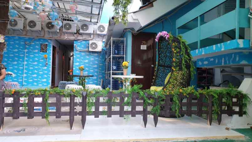 kost senen kramat jati