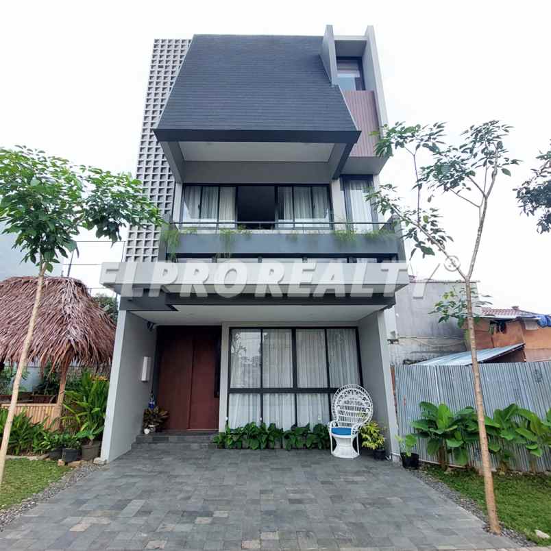 pandhapa paso rumah cluster 4 lantai