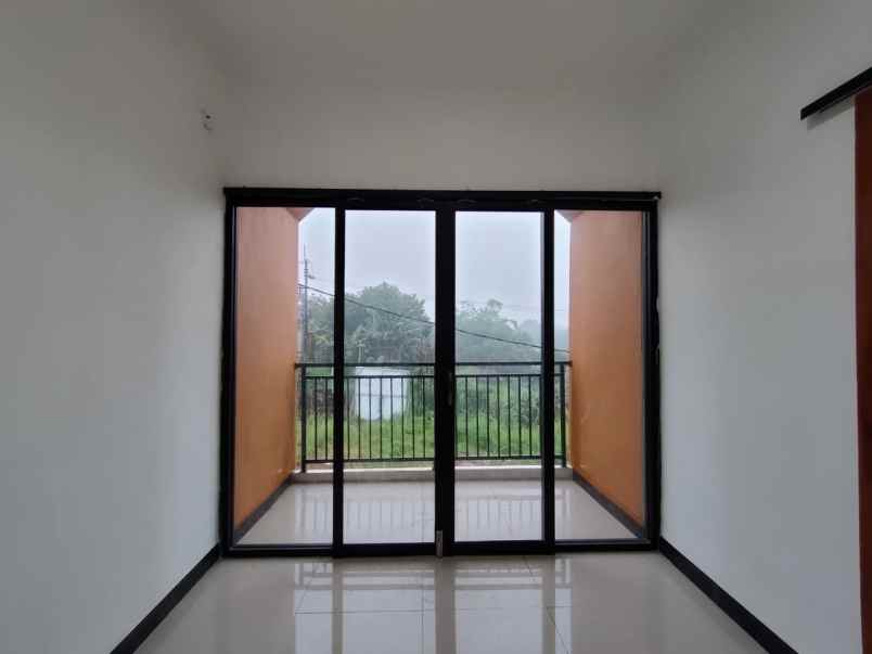 perumahan islami 2 lantai dekat exit tol sawangan shm