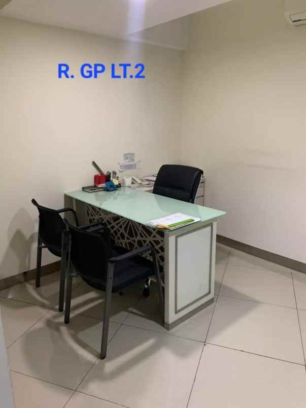 properti klinik kecantikan dijual 25m