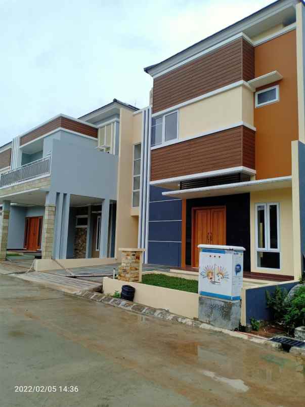 ready rumah baru town house di cipinang jatinegara
