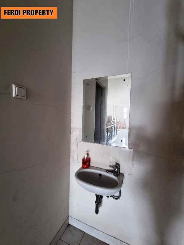 ruko rapi siap pakai belakang kota wisata cibubur