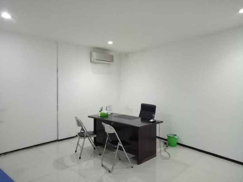 ruko undaan wetan strategis nol jalan lift