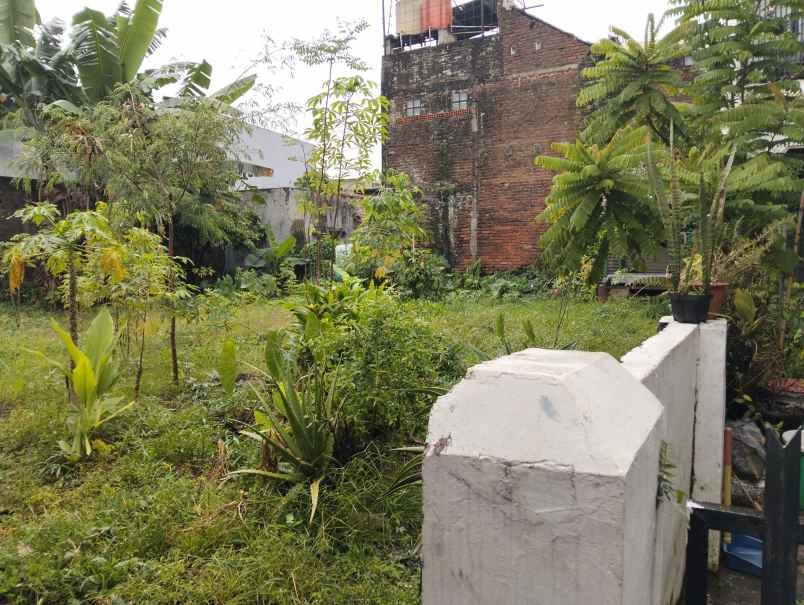 rumah 1 lantai di jalan deme gatot subroto bandung