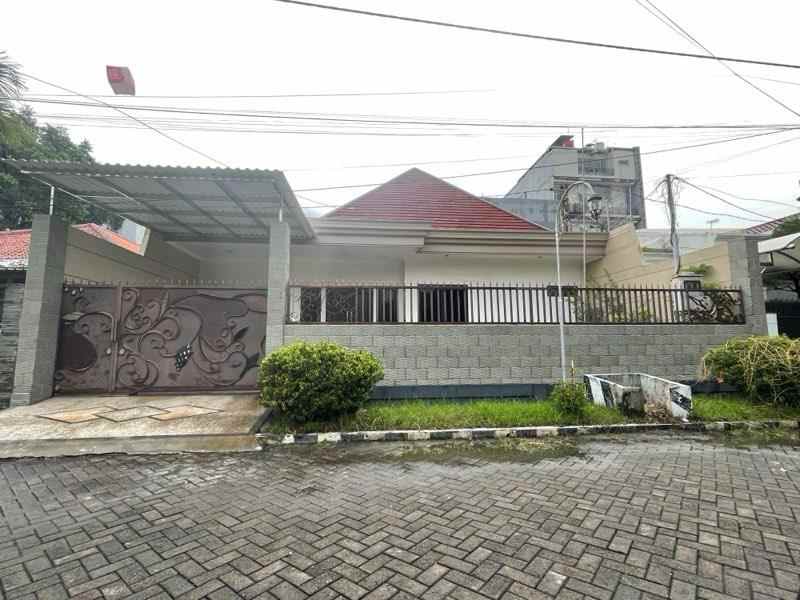 rumah 1 lantai di manyar kertoarjo surabaya siap huni