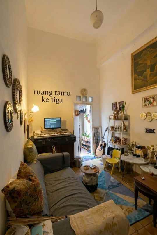 rumah 2 lantai ekslusive strategis grogol jakarta