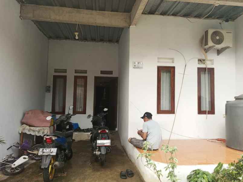 rumah 2 lantai minimalis