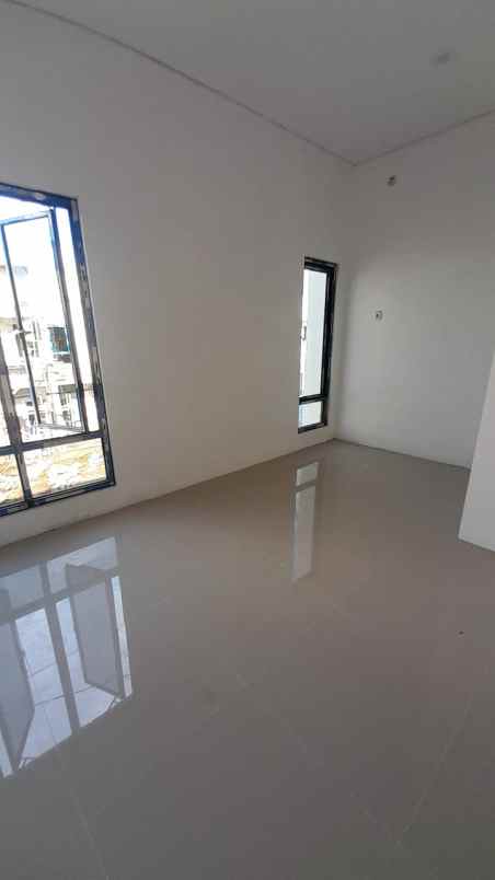 rumah 2 lantai termurah di tangerang