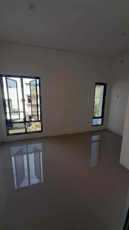 rumah 2 lantai termurah di tangerang