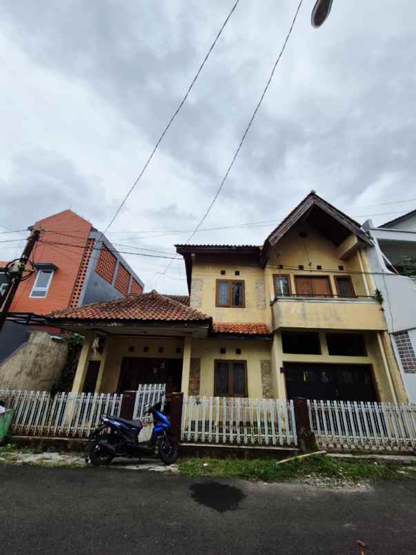 rumah apa adanya komplek jalan budi akses jalan mudah