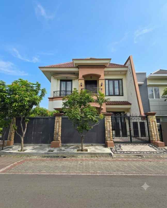 rumah araya tahap 2 strategis garasi 2 carport 2