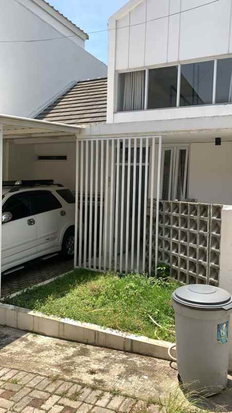 rumah area cisasawi komplek taman cihanjuang