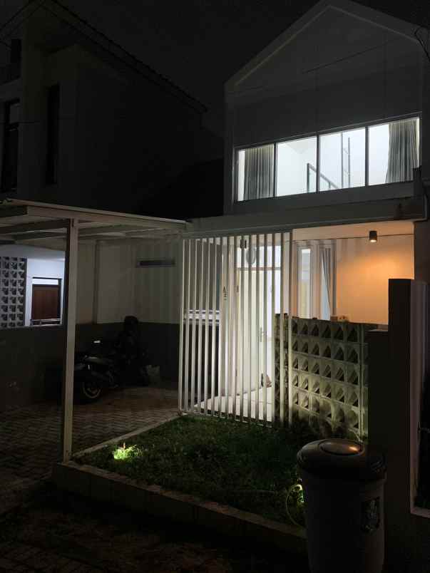 rumah area cisasawi komplek taman cihanjuang