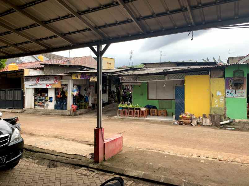 rumah asri tanah luas 216 m komplek gjs jakasampurna