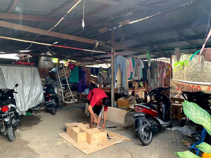 rumah asri tanah luas 216 m komplek gjs jakasampurna