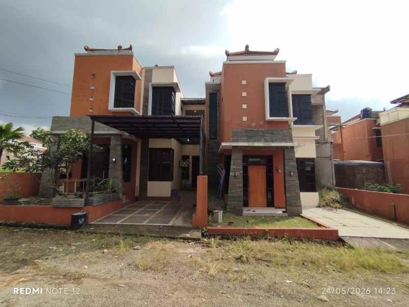rumah bagus siap huni 2 lantai garut