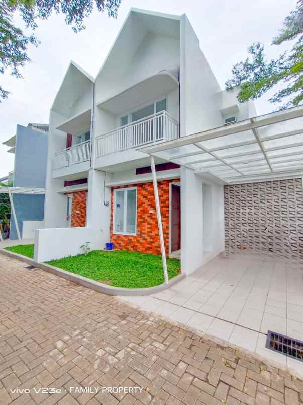 rumah baru 2 lantai dekat stasiun ka jombang bintaro