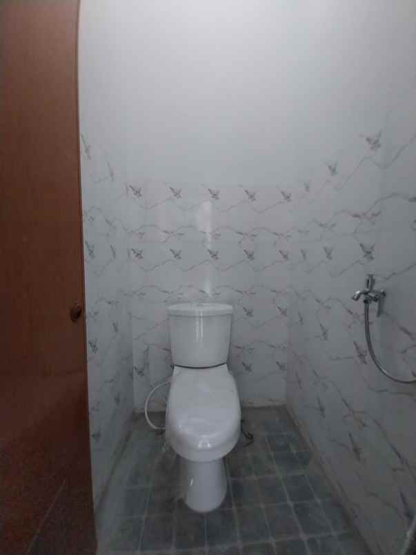 rumah baru 2 lantai siap huni di ciracas jakarta timur