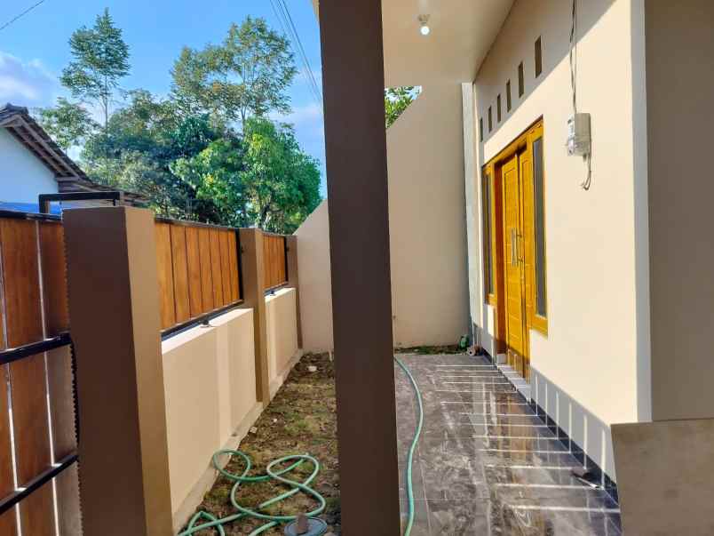 rumah baru dekat rs bhayangkara di kalasan sleman