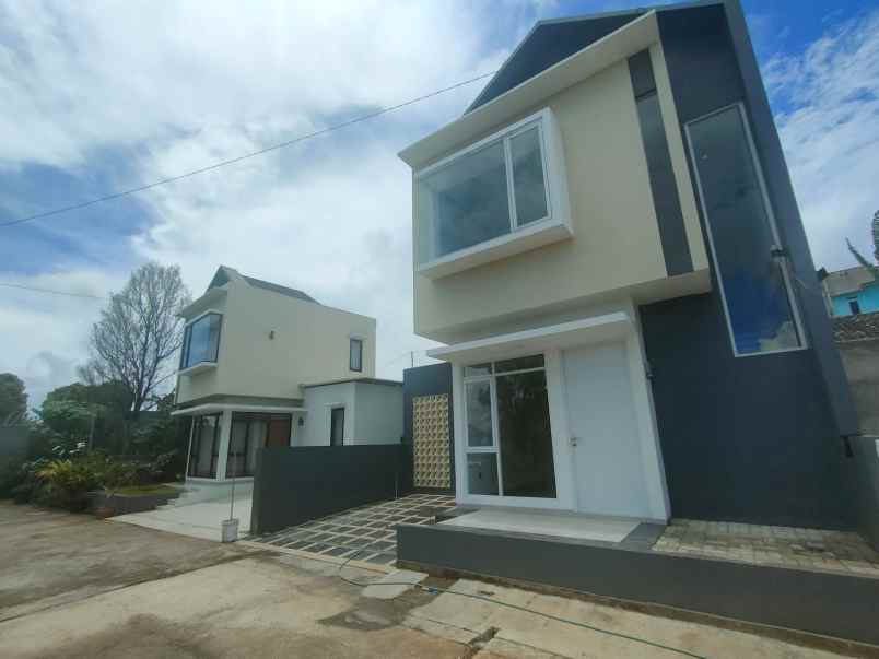 rumah baru di cihanjuang parongpong