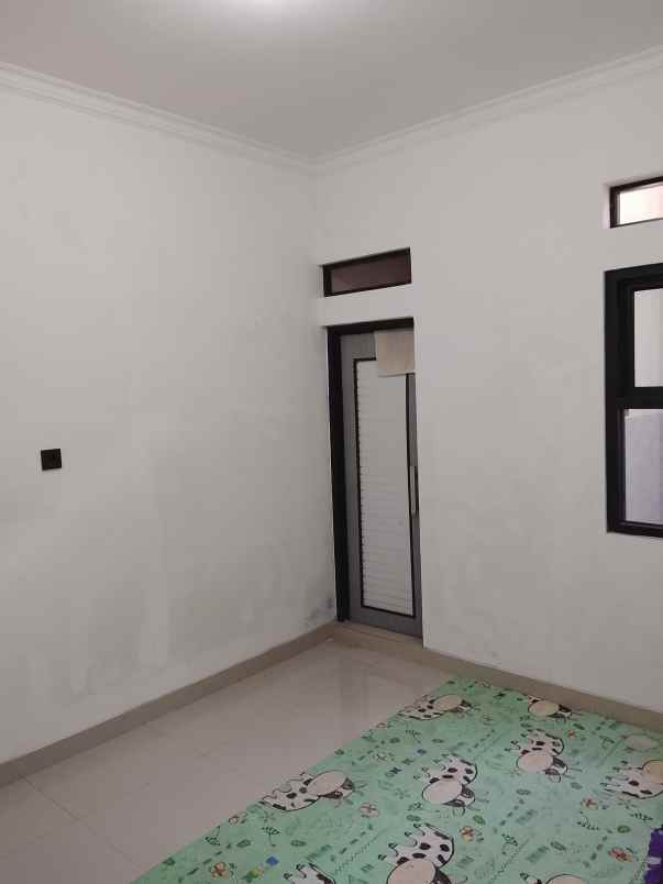 rumah baru dijual cemuning mustika jaya bekasi
