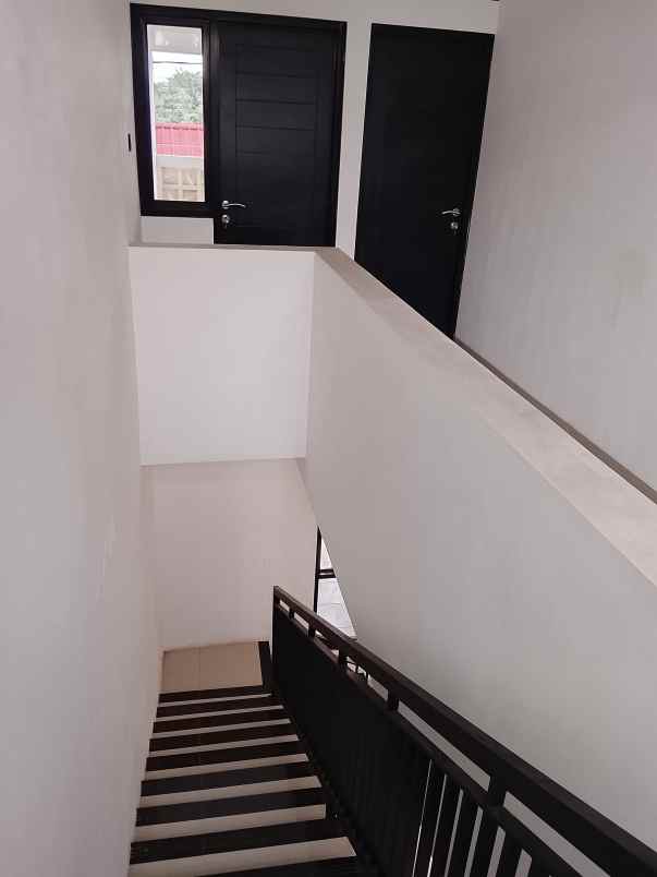 rumah baru dijual cemuning mustika jaya bekasi