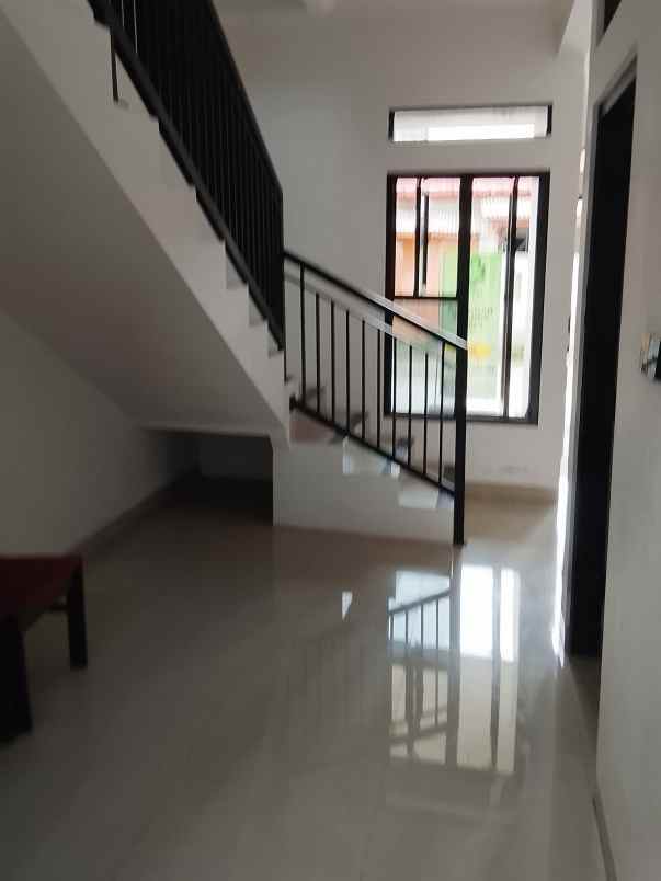 rumah baru dijual cemuning mustika jaya bekasi